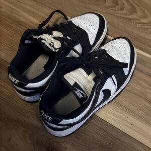 Nike Dual-Tone Athletic Shoes size 6.5/8